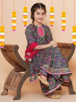 Blue Printed Pure Cotton Kurta Set 4