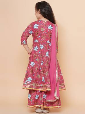 Peach Printed Pure Cotton Kurta Set 5