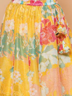 Yellow Printed Silk Lehenga Choli Set 4