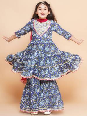 Blue Printed Pure Cotton Kurta Set 5