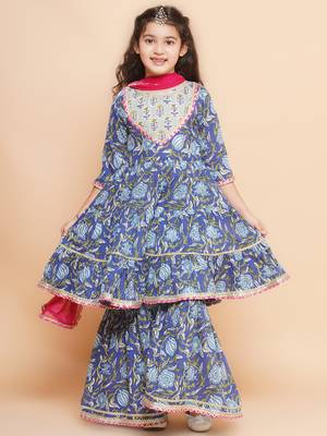 Blue Printed Pure Cotton Kurta Set 6