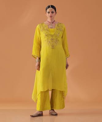 Yellow organza kaftan kurta set 1