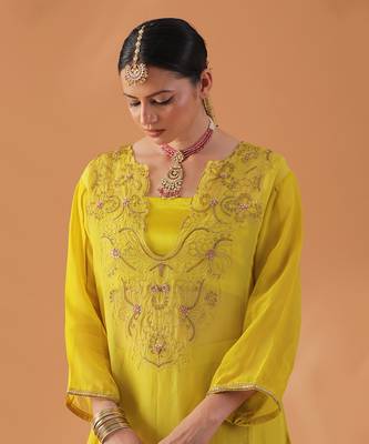 Yellow organza kaftan kurta set 4
