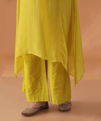Yellow organza kaftan kurta set 5