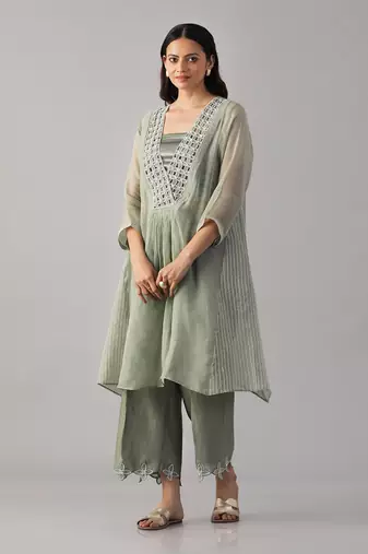 Green  organza  tunic set