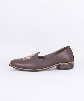 Charcoal grey embroidered leather slip on juttis 2