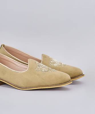 Olive green embroidered suede slip on juttis 2