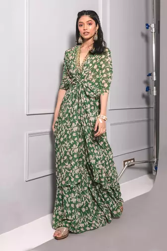 Green knoted kaftan set