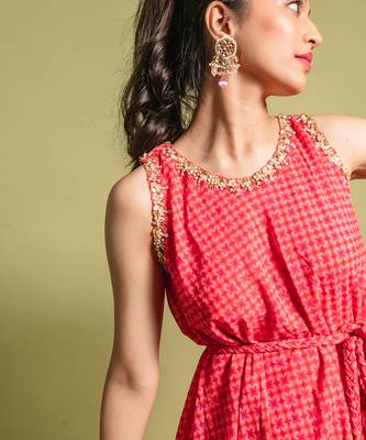 Pink printed gharara set 4