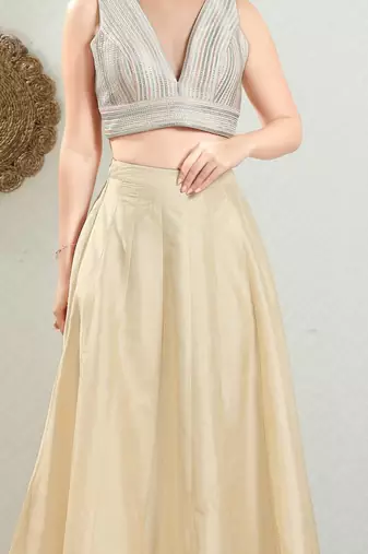 Padded Brocade V-Neck Blouse