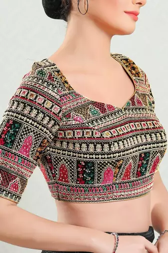 Padded Brocade Sweatheart Neck Blouse