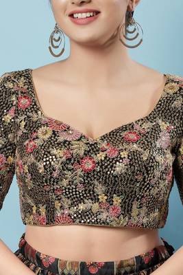 Padded Silk Sweatheart Neck Blouse 1