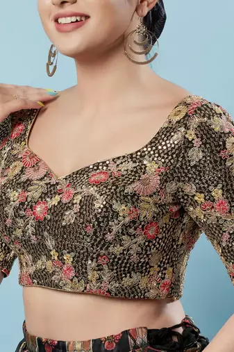 Padded Silk Sweatheart Neck Blouse