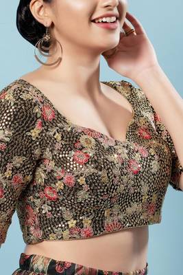 Padded Silk Sweatheart Neck Blouse 4