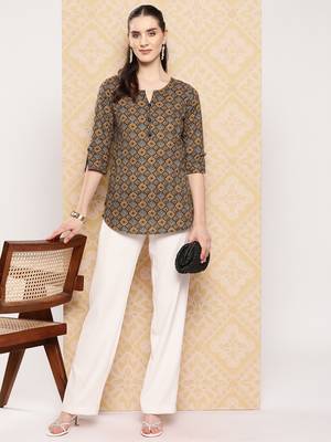  brown geometric alia-cut top 5