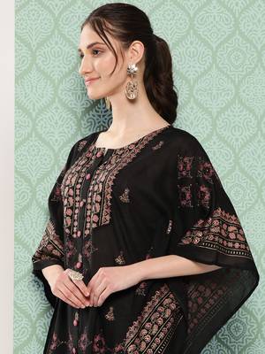  black ethnic motifs kaftan top 5