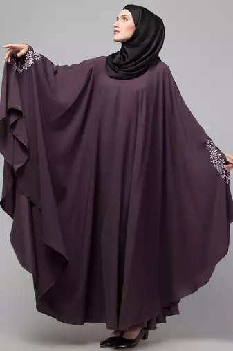 Nazneen embroidered Kaftan with thread embroidered