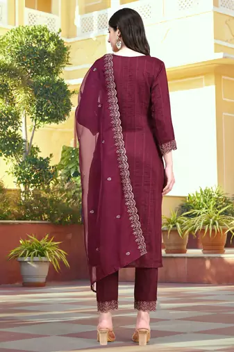 Trendmalls Purple Cotton Silk Embroidered Kurta Pant with Dupatta Salwar Suit 3 Pieces Set 