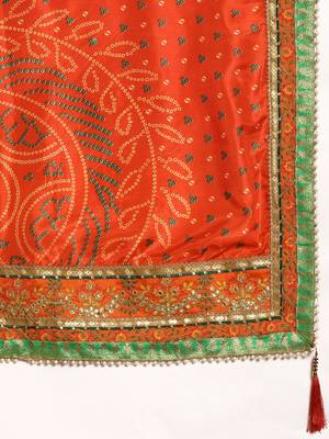 Yellow bandhani saree with lace border and unstitched blouse piece 3