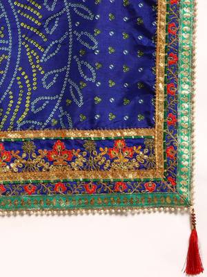 Blue bandhani saree with lace border and unstitched blouse piece 3