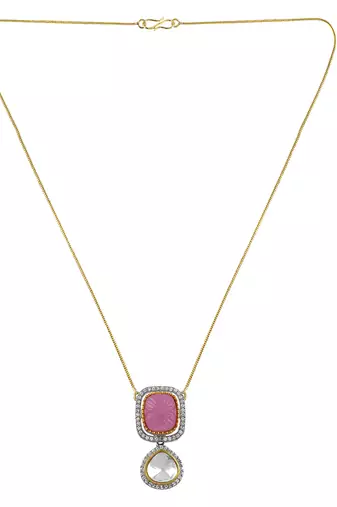 Classic kundan pendant with engraved pink stone
