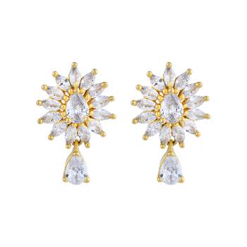 Sparkle ad studs earrings 2