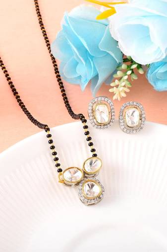 Elegaint kundan necklace sets