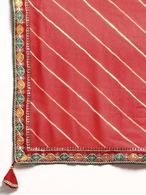 Red leheriya saree with lace border and  unstitched blouse piece 4