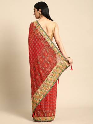 Red  bandhani saree with lace border and unstitched blouse piece 2