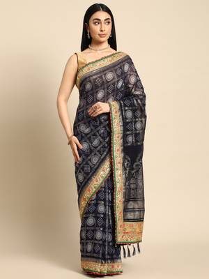Navy blue  bandhani saree with lace border and unstitched blouse piece 1