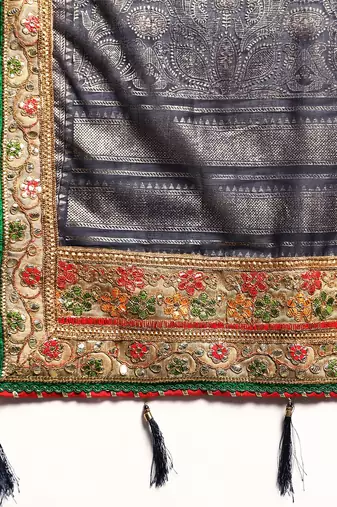 Navy blue  bandhani saree with lace border and unstitched blouse piece