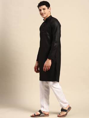 Solid straight kurta with pyjama 3