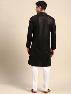 Solid straight kurta with pyjama 4