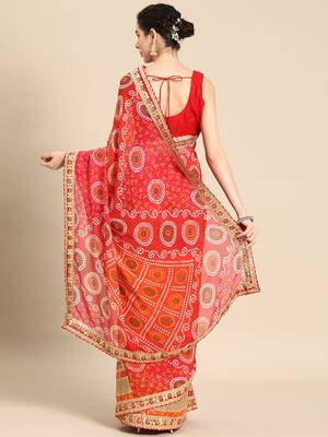 Red bandhani saree with lace border and unstitched blouse piece 2