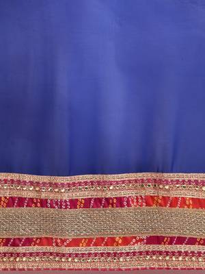 Blue bandhani saree with lace border and unstitched blouse piece 4