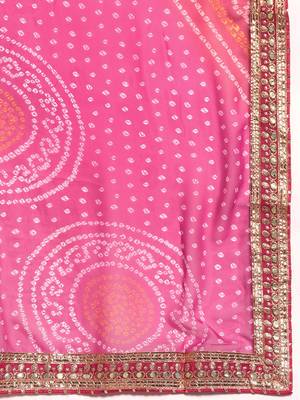 Pink bandhani saree with lace border and unstitched blouse piece 3