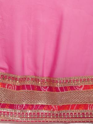 Pink bandhani saree with lace border and unstitched blouse piece 4
