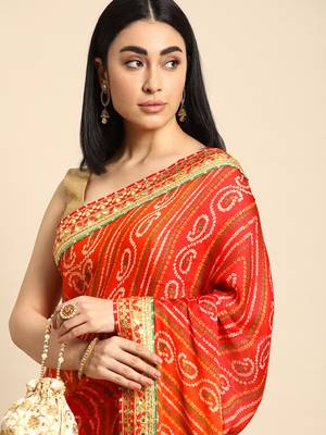Yellow bandhani saree with lace border and unstitched blouse piece 3