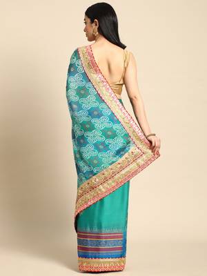 Blue bandhani saree with lace border and unstitched blouse piece 2