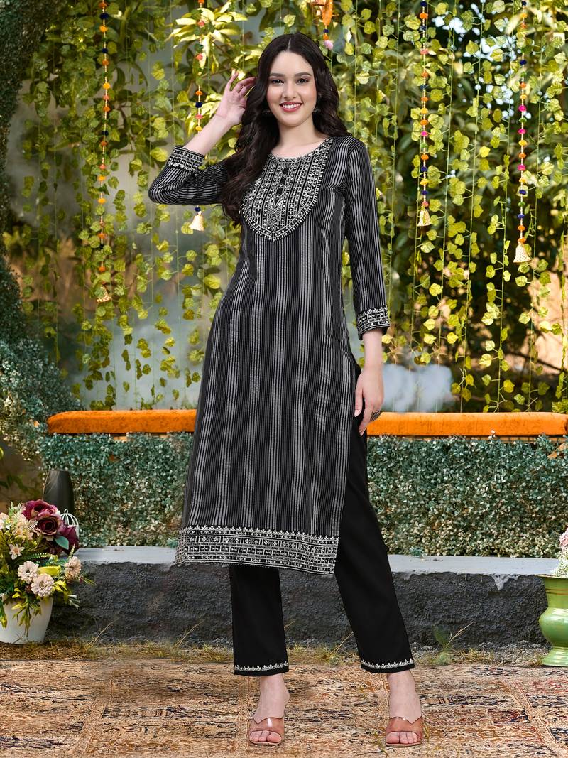 Trendmalls  Cotton Embroidery Salwar Suit Set Kurta Pant with Dupatta Black Kurta Set for Women, Party Wear