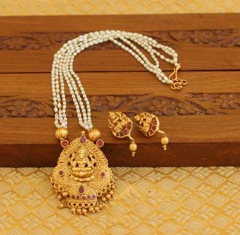 Matte finish pearl temple necklace set 1