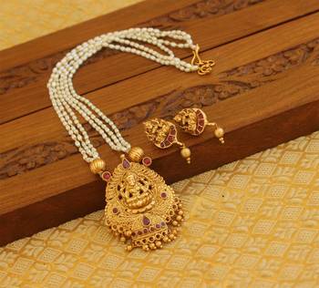 Matte finish pearl temple necklace set 2