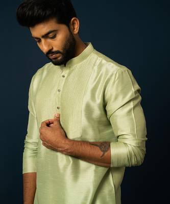 Spring green pintuck kurta set 4