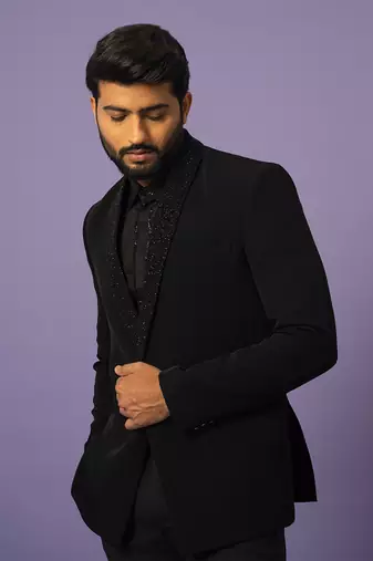 Stygian suit set