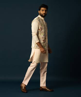 Fawn kurta with multicolour nehru set 4