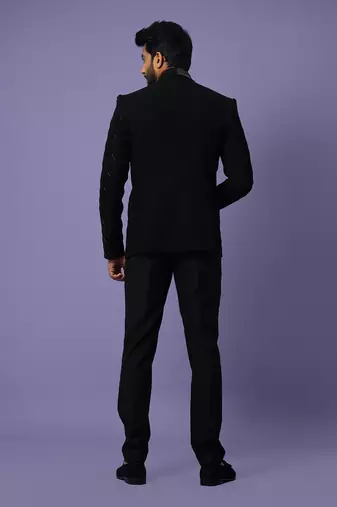 Raven suit set