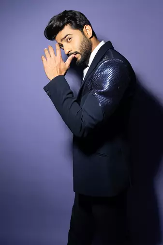 Navy shiny strips suit set