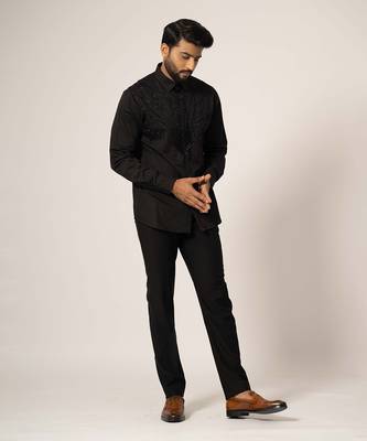 Black fountain shirt 2
