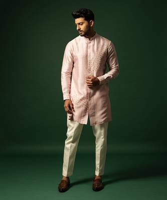 Pink embroidered kurta set 1