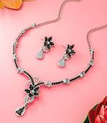 Lumiere silver-plated antique black&white diamond party wear necklace set